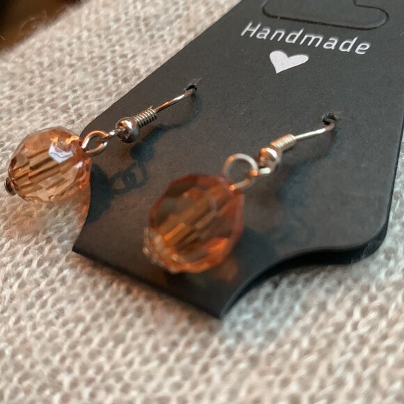 Earrings - Delicate little clear circle faced bead - Sandy Brown - Picture 3 of 4